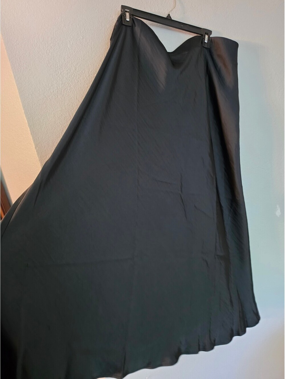a.new day Black Satin-Like Midi Skirt Size 3X